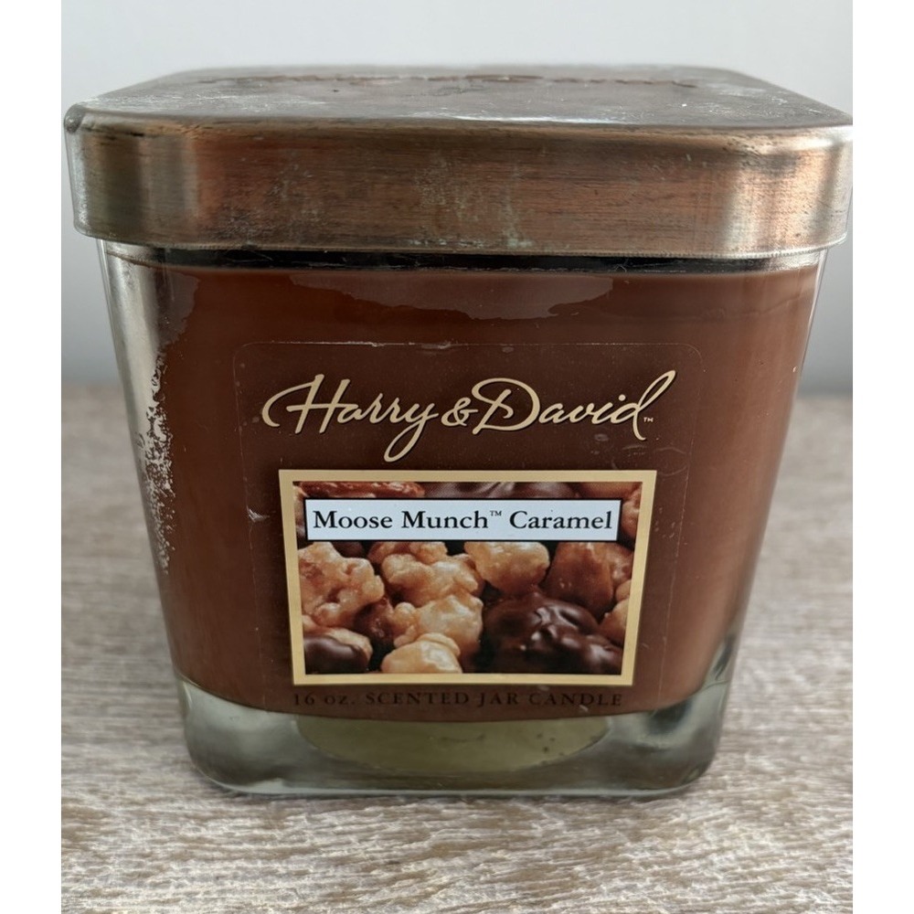 Harry & David Moose Munch Caramel Scented Candle 16 oz Large 2 Wick 99%